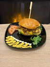 Champignon Meister Chicken Burger